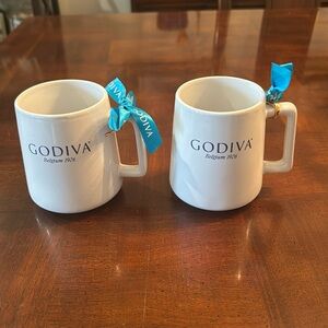 Set of 2 Godiva Coffee Tea 14 oz. Mugs Cup New